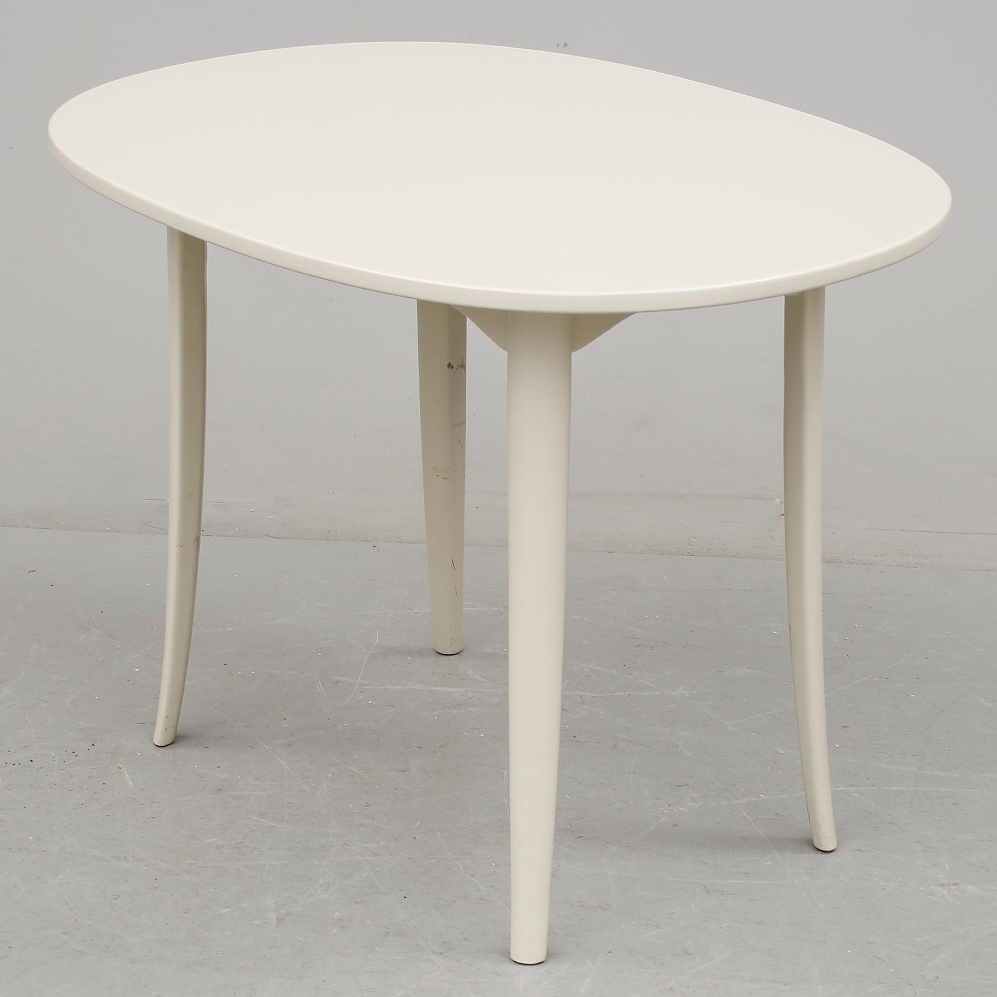 SIDOBORD/SOFFBORD, "Ovalen", Carl Malmsten, Carl Löfving & söner, Tibro, 1900-talets andra hälft.