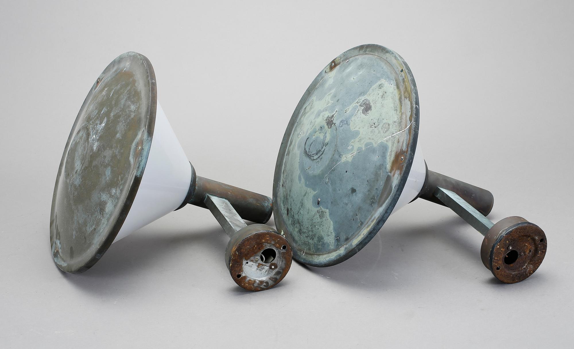 YTTERBELYSNING, 2 st, 1900-talets andra hälft.