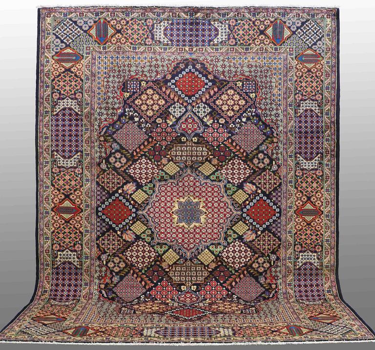 MATTA, Najafabad, ca 420x 310 cm.