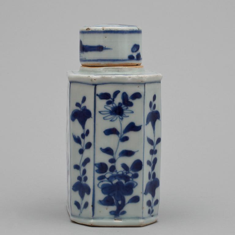 TEDOSA, porslin, Kina, Qianlong 1736-1795.