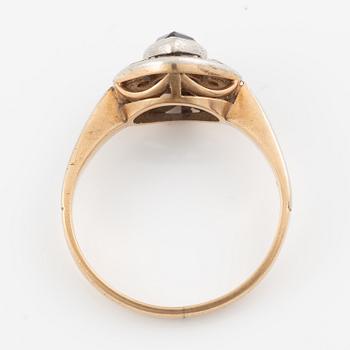 Ring 14K gold with sapphire and small octagon-cut diamonds, Veikko Kalevi Piirainen, Finland.