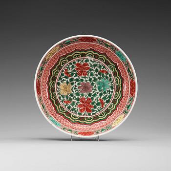 1479. A sancai glazed charger, 17th Century.