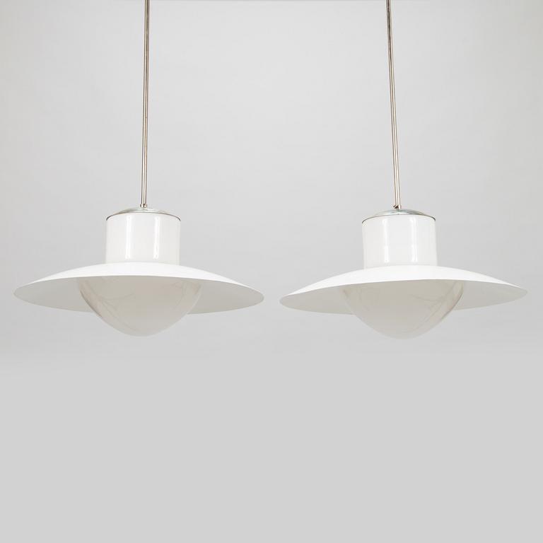 Paavo Tynell, taklampor, ett par 1602/1673, Idman.