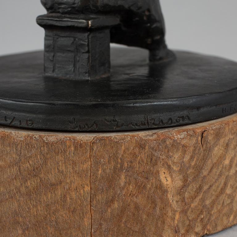 LISS ERIKSSON, skulptur. Signerad och numrerad 1/10. Gjutarstämplar Herman Bergman Fud.