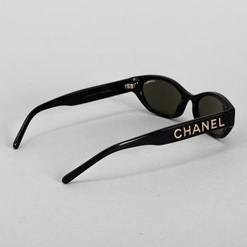 CHANEL, sunglasses.