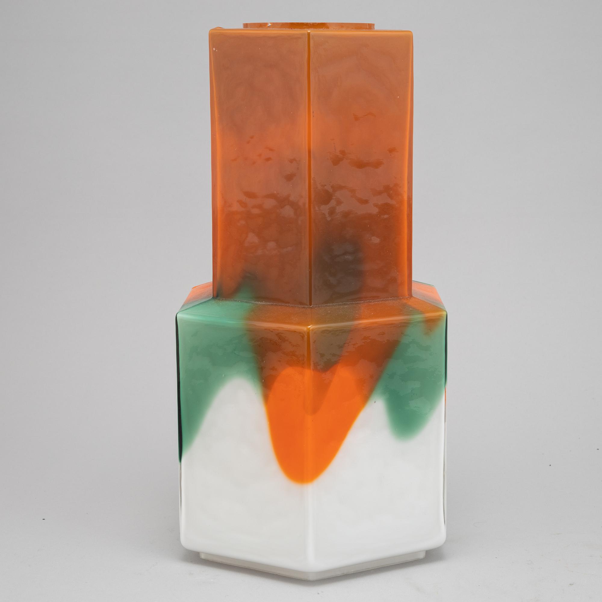 Helena Tynell, a glass lamp shade from Flygfors, second half of the 20th century.