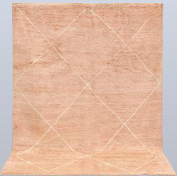 A rug, Morocco, approx. 241 x 170 cm.