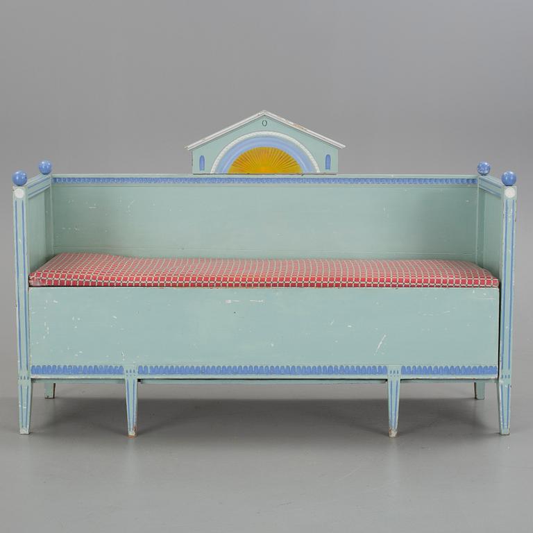 SOFFA, gustaviansk, omkring 1800.