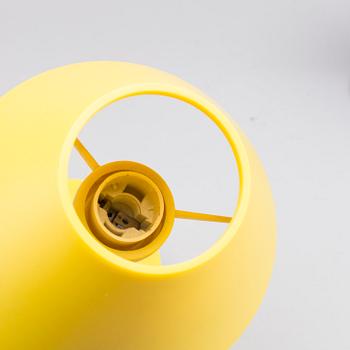 PHILIPPE STARCK, BORDSLAMPOR, ett par, "Miss Sissi" för FLOS, 1991.