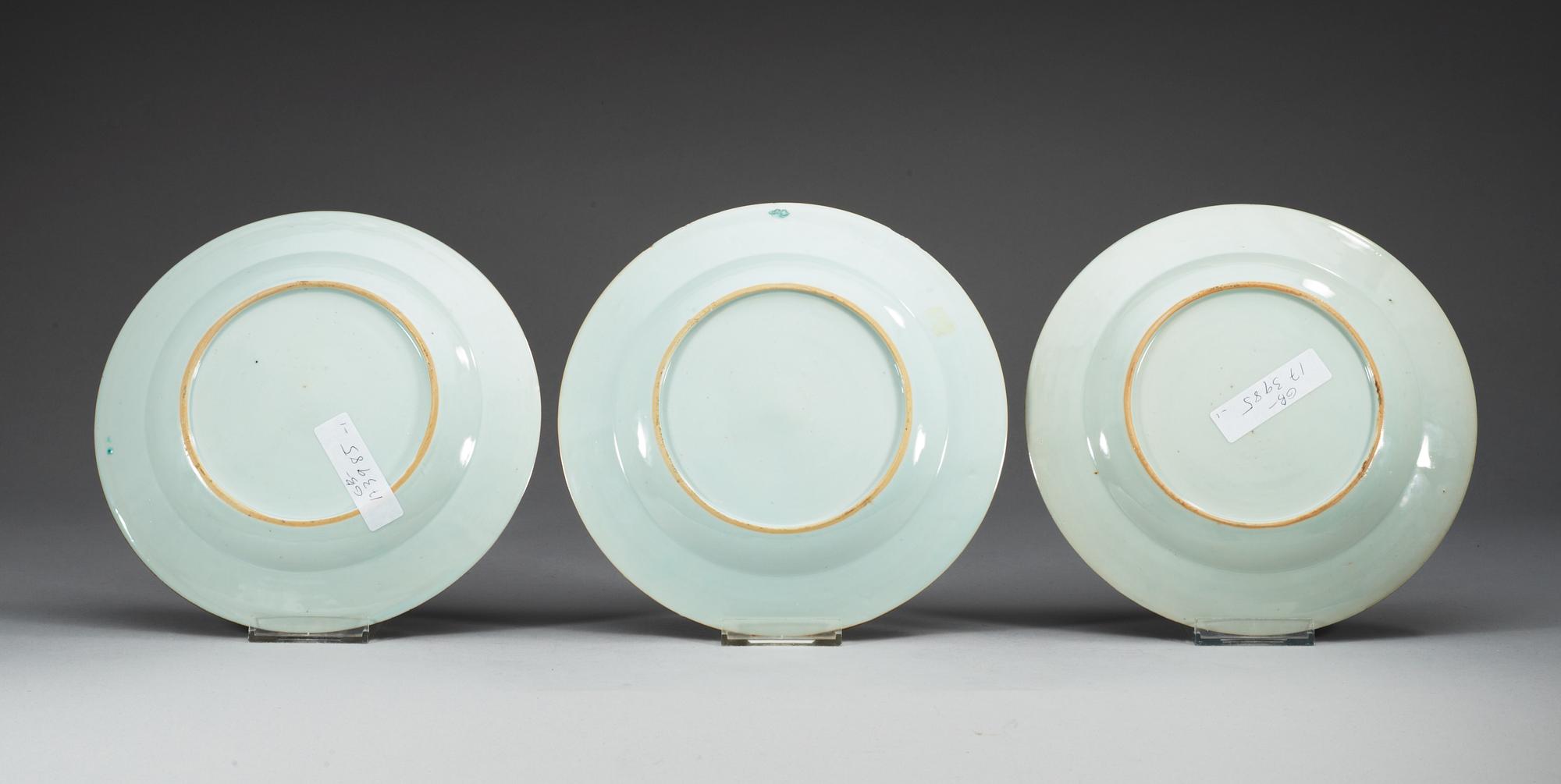 TALLRIKAR, 12 stycken, kompaniporslin. Qing dynastin, Qianlong (1736-95).
