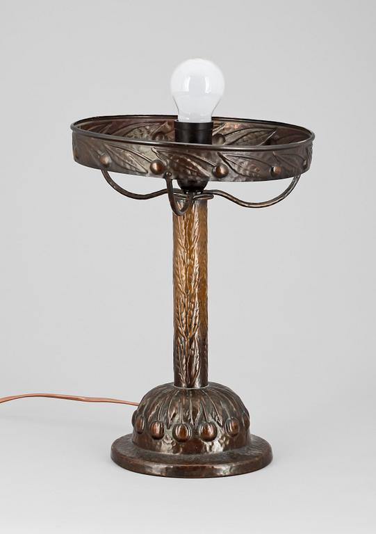 BORDSLAMPA, Jugend, 1900-talets första decennier.