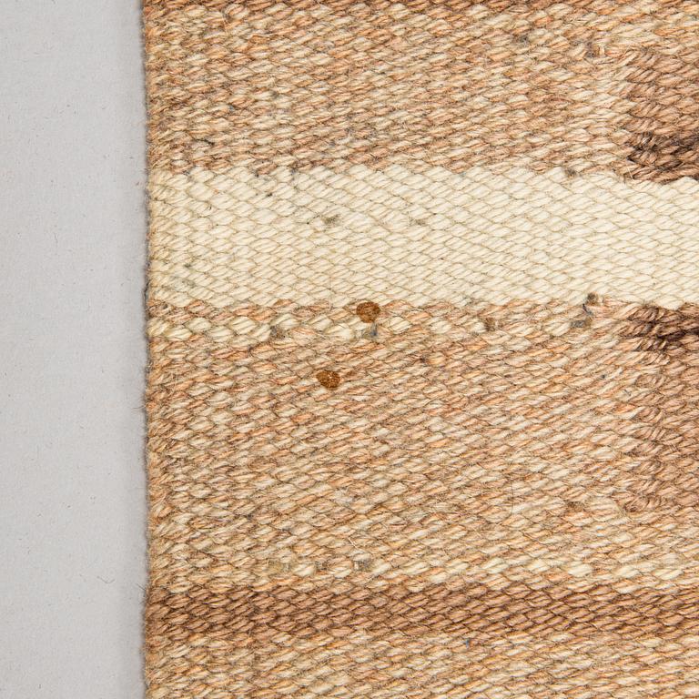 Aappo Härkönen, a flat weave carpet for Aaltosen Mattokutomo. Circa 230x160 cm.