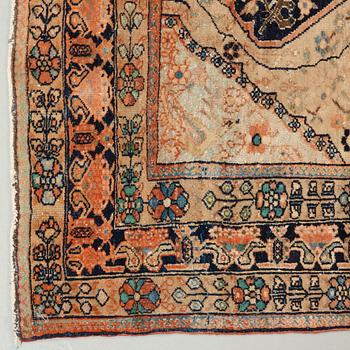 MATTA. Antik Keshan part silk, s.k. Motachem. 200 x 95,5-108 cm.