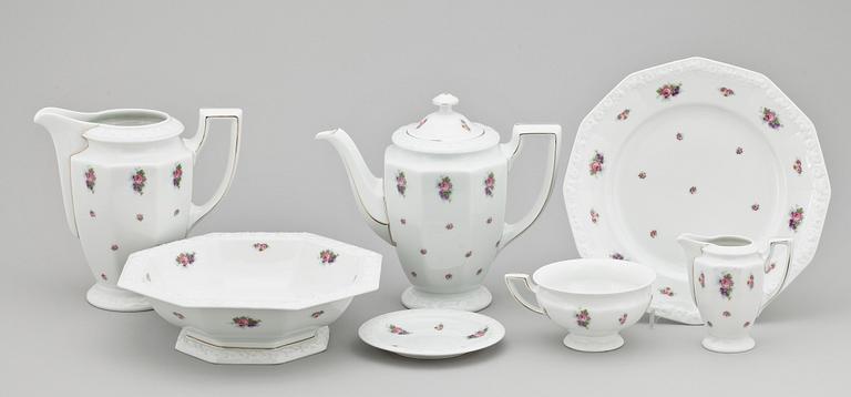 MAT- och KAFFESERVIS, 82 delar, porslin, "Maria", Rosenthal. 1900-talets andra hälft.