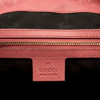 VÄSKA, "Hysteria", Gucci.