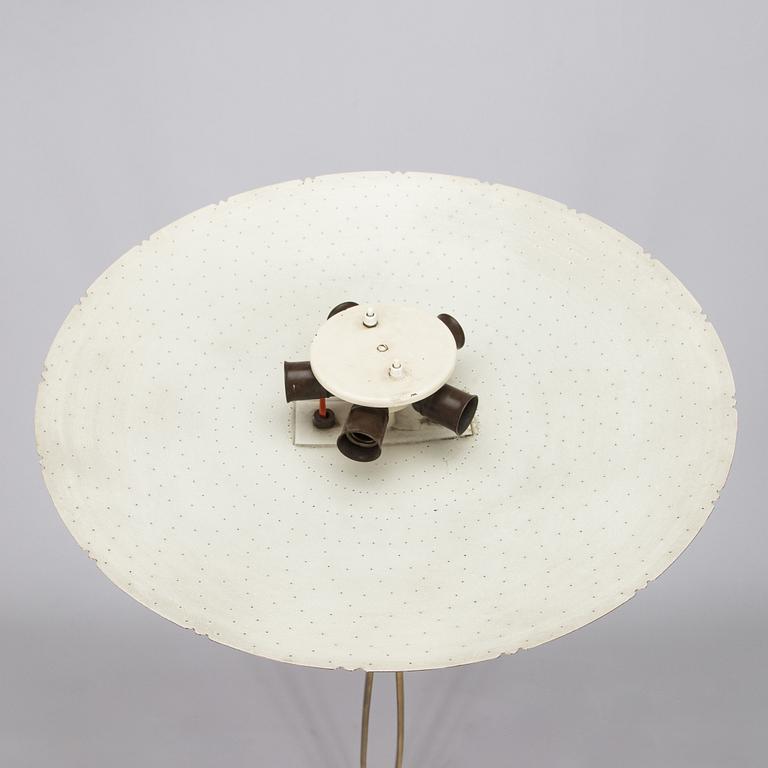 Paavo Tynell, A mid-20th century floor lamp model 9640, Taito Oy, Finland.