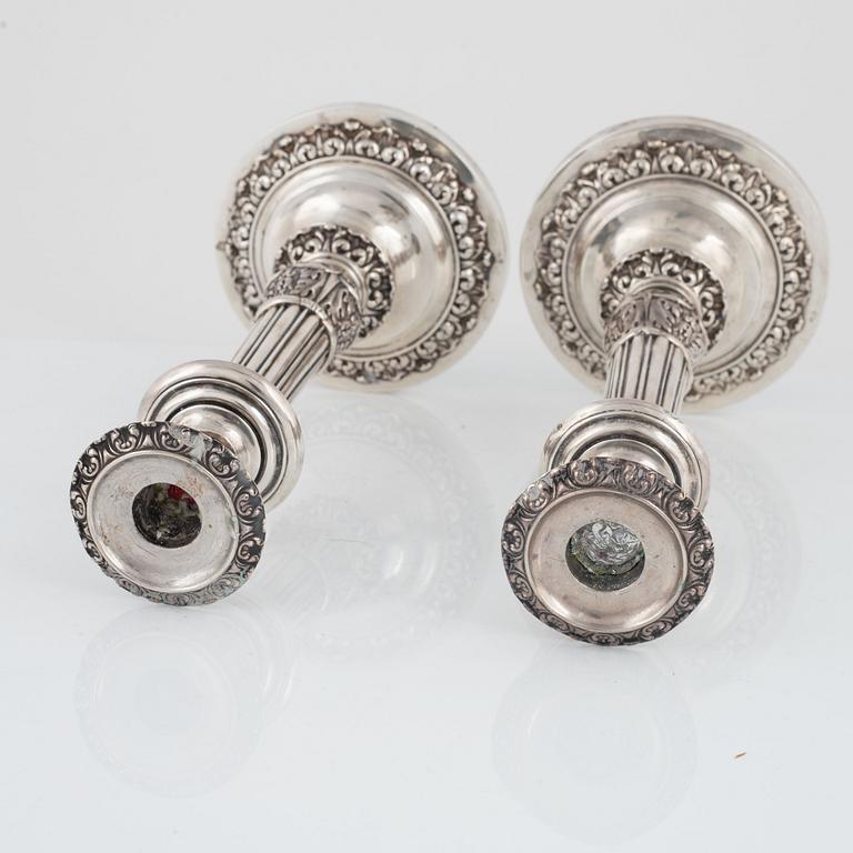 Gustaf Möllenborg, ljusstakar, ett par, silver, senempire, Stockholm 1837.