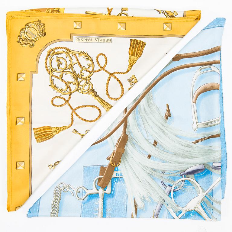 HERMÈS, SCARFAR, 2 st, "Projets Carrés" och "Les Clés".