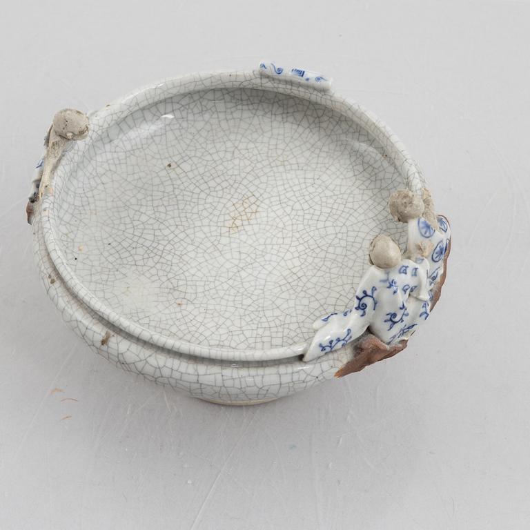 A Japanese sumida gawe ware stem bowl, signed Ishiguro Koko, early 20th century.