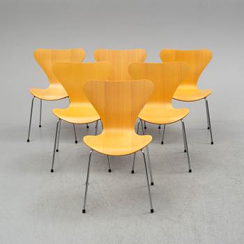 ARNE JACOBSEN, stolar 6 st, ”Sjuan”, Fritz Hansen, Danmark, 1995.