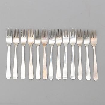 Wiwen Nilsson, a set of 32 pcs of luncheon silver flatware, Lund, Sweden 1956-69.