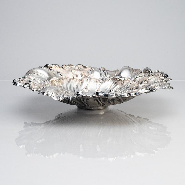 A Swedish mid 19th century large silver bowl, mark of Gustaf Theodor Folcker, Stockholm 1857.