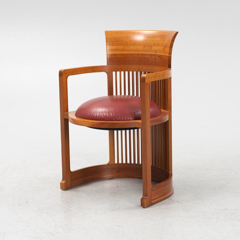 Frank Lloyd Wright, karmstol, modellnummer 606 "Barrel", Cassina, formgiven 1937.