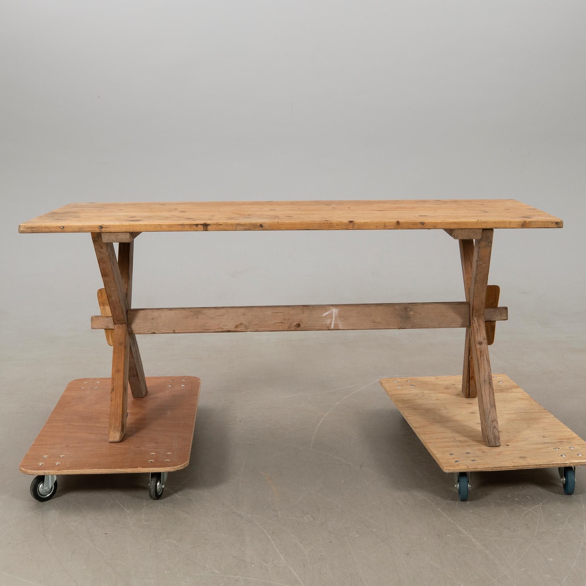 Table/Sideboard, first half of the 20th century.