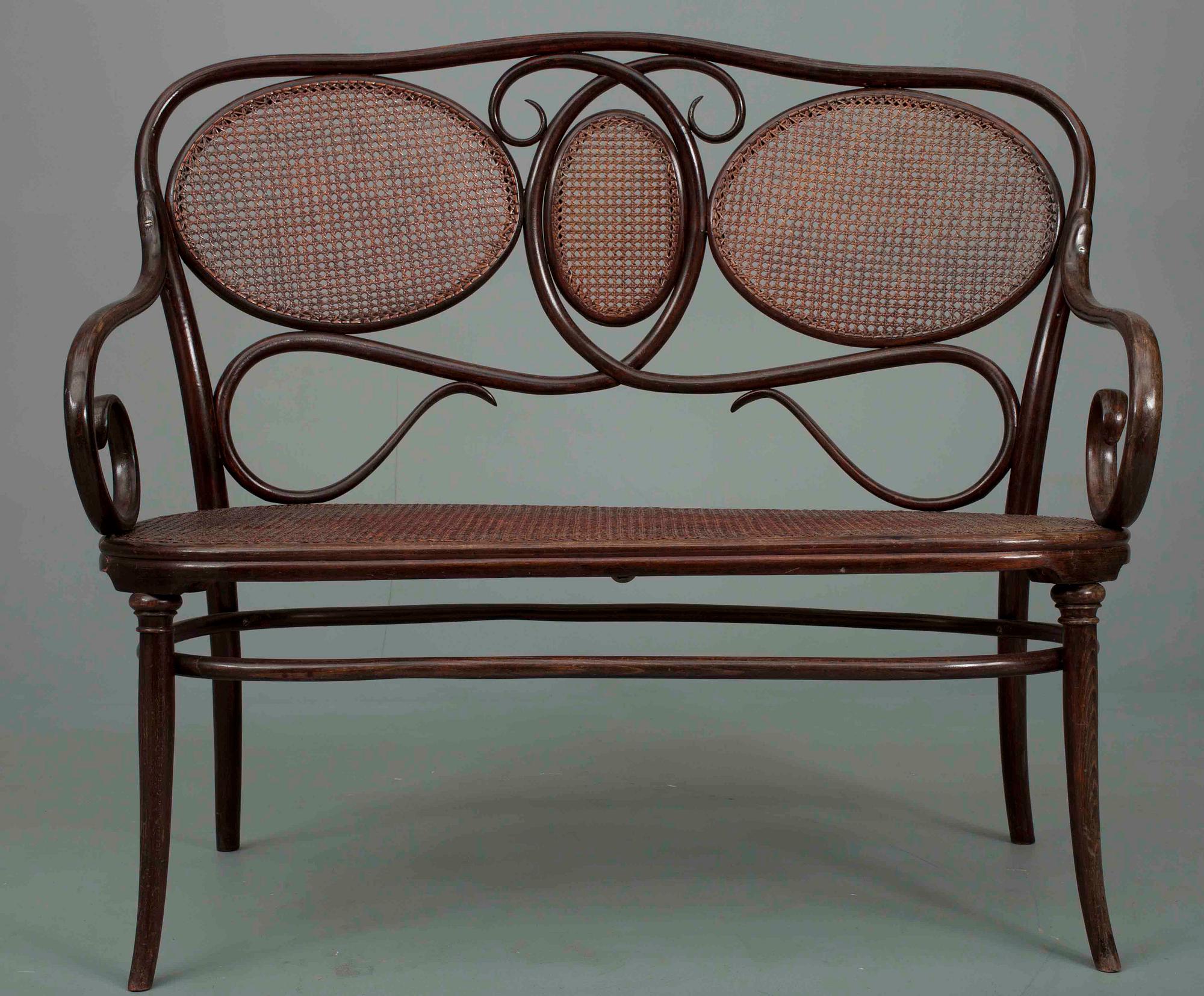 SOFFA, Jacob & Josef Kohn, sekelskiftet 1800/1900-tal.