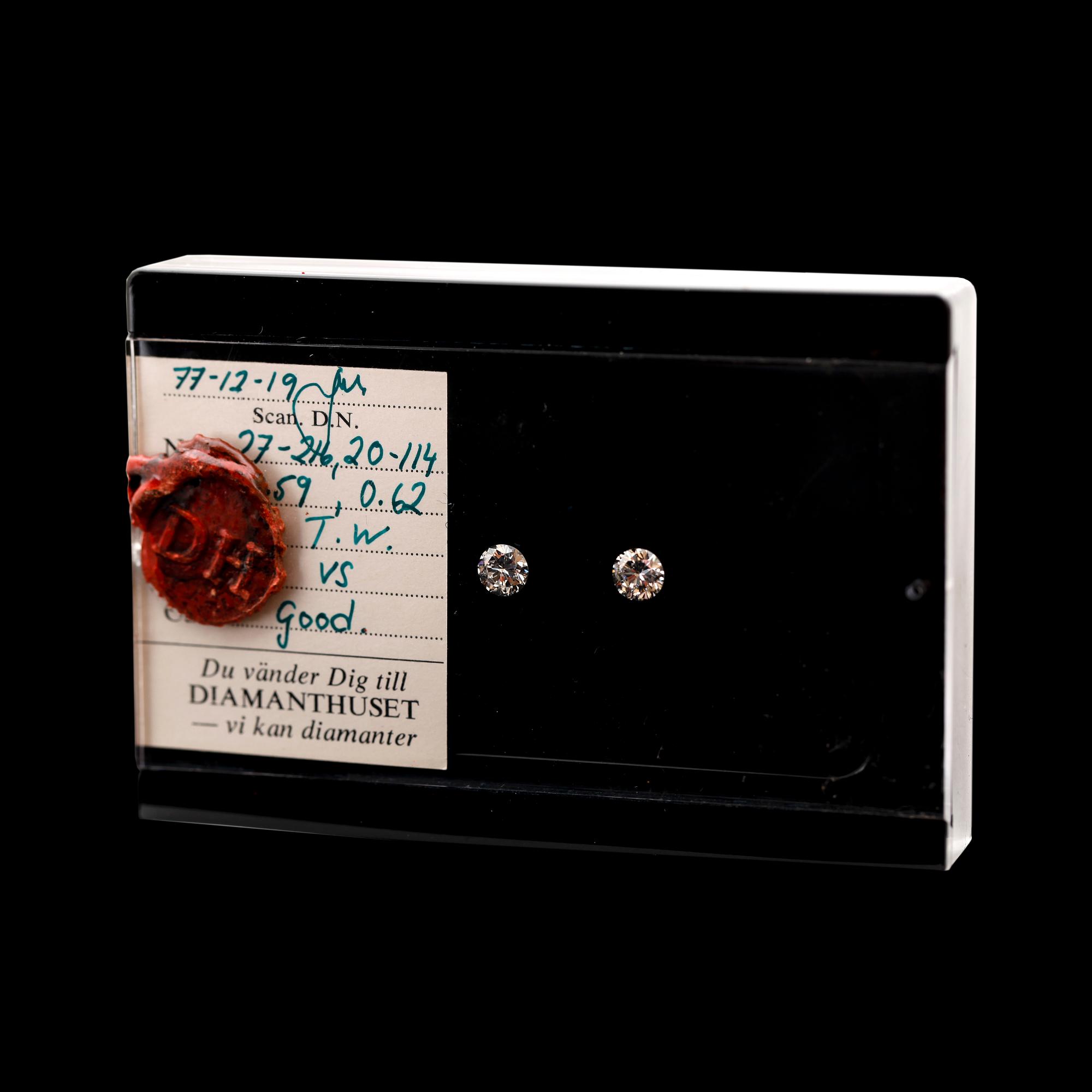 BRILLIANT CUT DIAMONDS, 2 loose stones, 0.62, 0.59 cts.