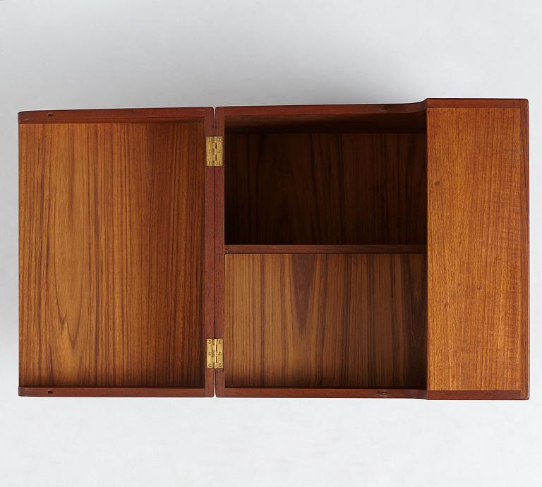 Hans J. Wegner, a bar, model "AT-34", for Andreas Tuck, Denmark 1950-60's.