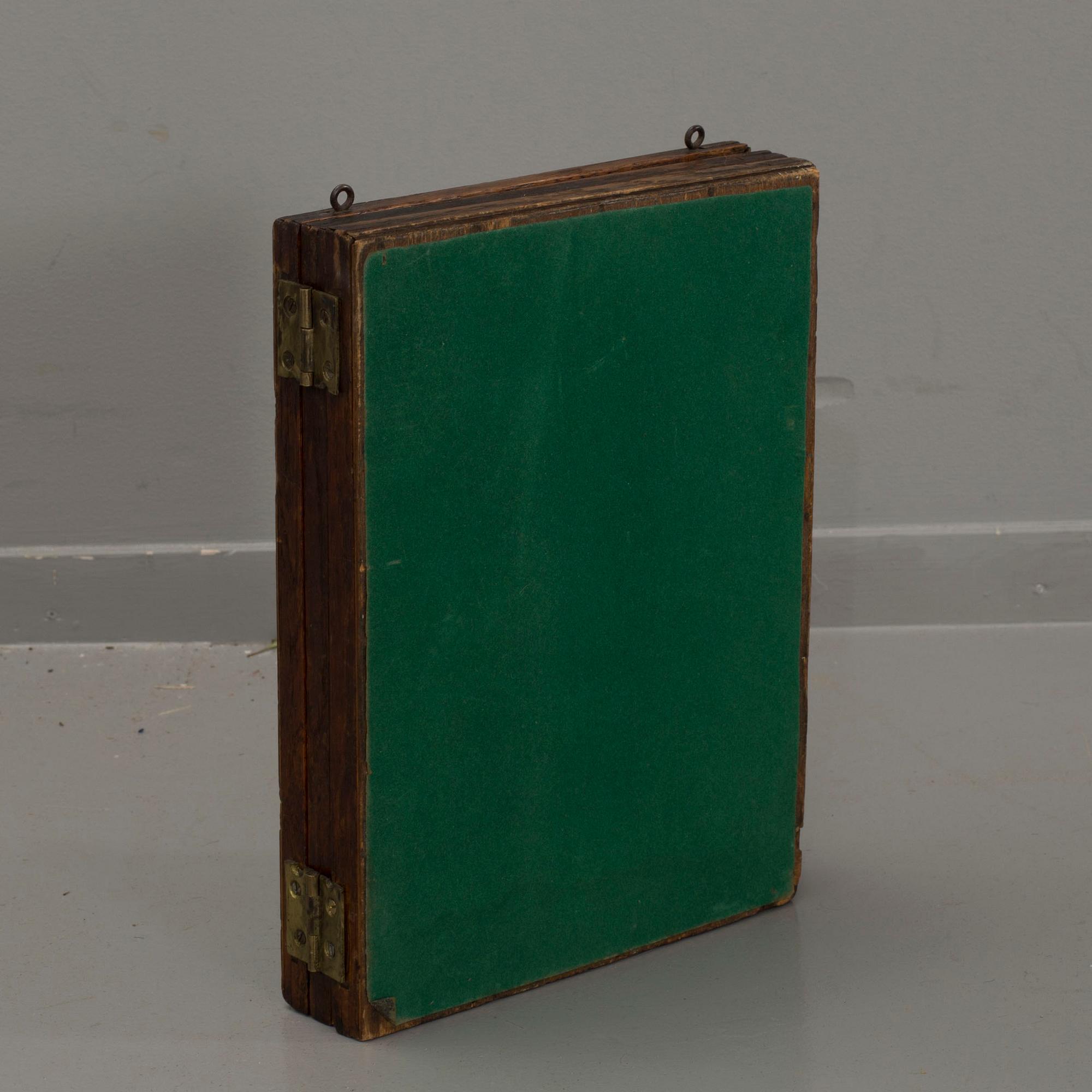 An app. 1900 mirror.