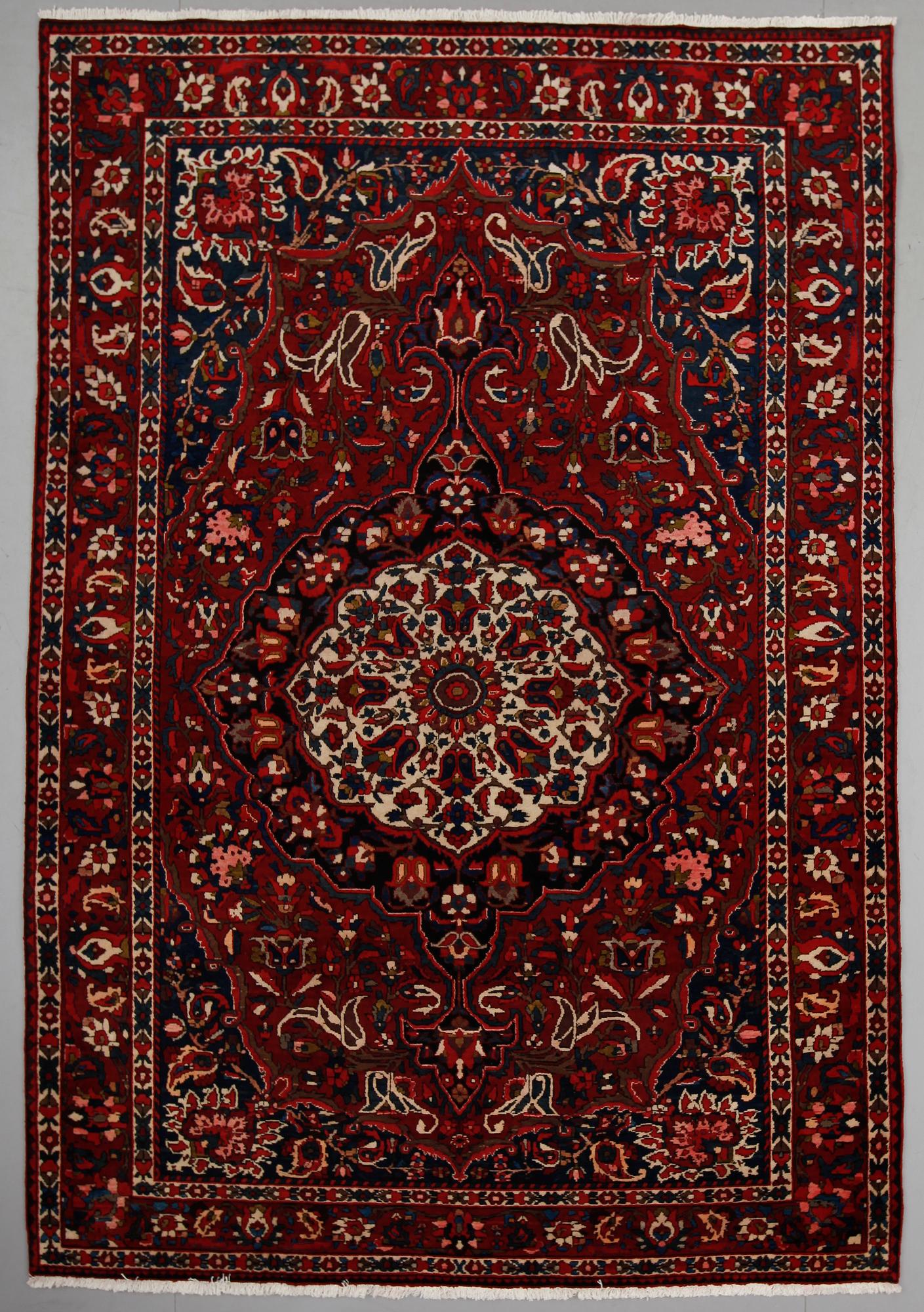 MATTA, Baktiari, ca 315 x 215 cm.