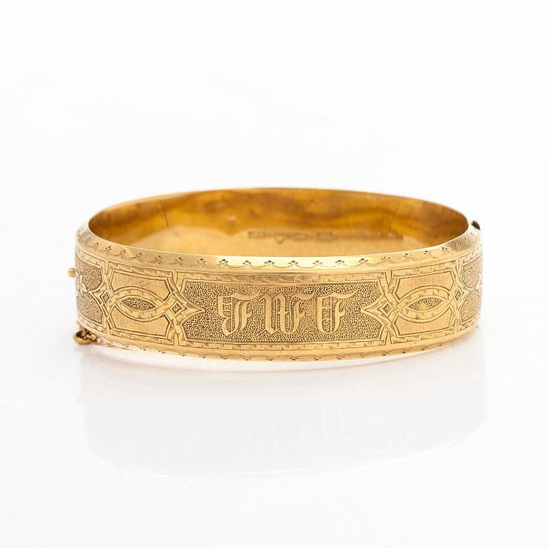 An 18K gold bangle, Anders Wilhelm Felixzon, Loviisa, Finland 1869.