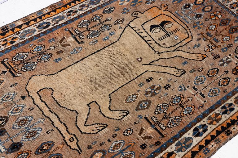 Carpet, Qashqai, lion, second half of the 19th century.