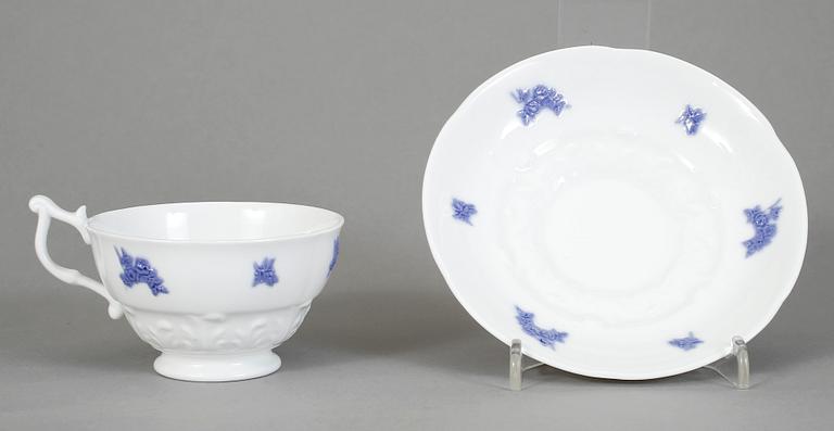 TESERVIS, 15 delar, porslin, "Blå blom" Old Gustavsberg, 1800-tals slut.