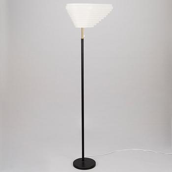 ALVAR AALTO, A FLOOR LAMP, "Angel's Wing". Manufactured by Valaistustyö.