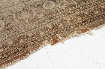 Rug, Tabriz, antique finish, approx. 395 x 275 cm.