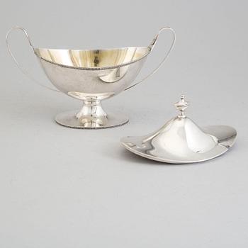 A silver sugar bowl, 1918.