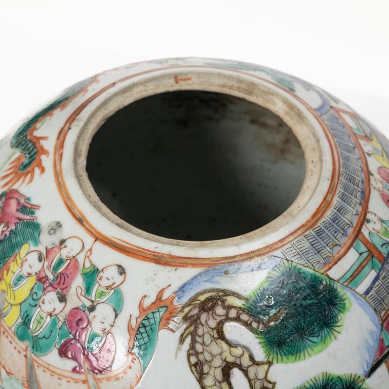 Kruka med lock, porslin, Kina, sen Qingdynasti.