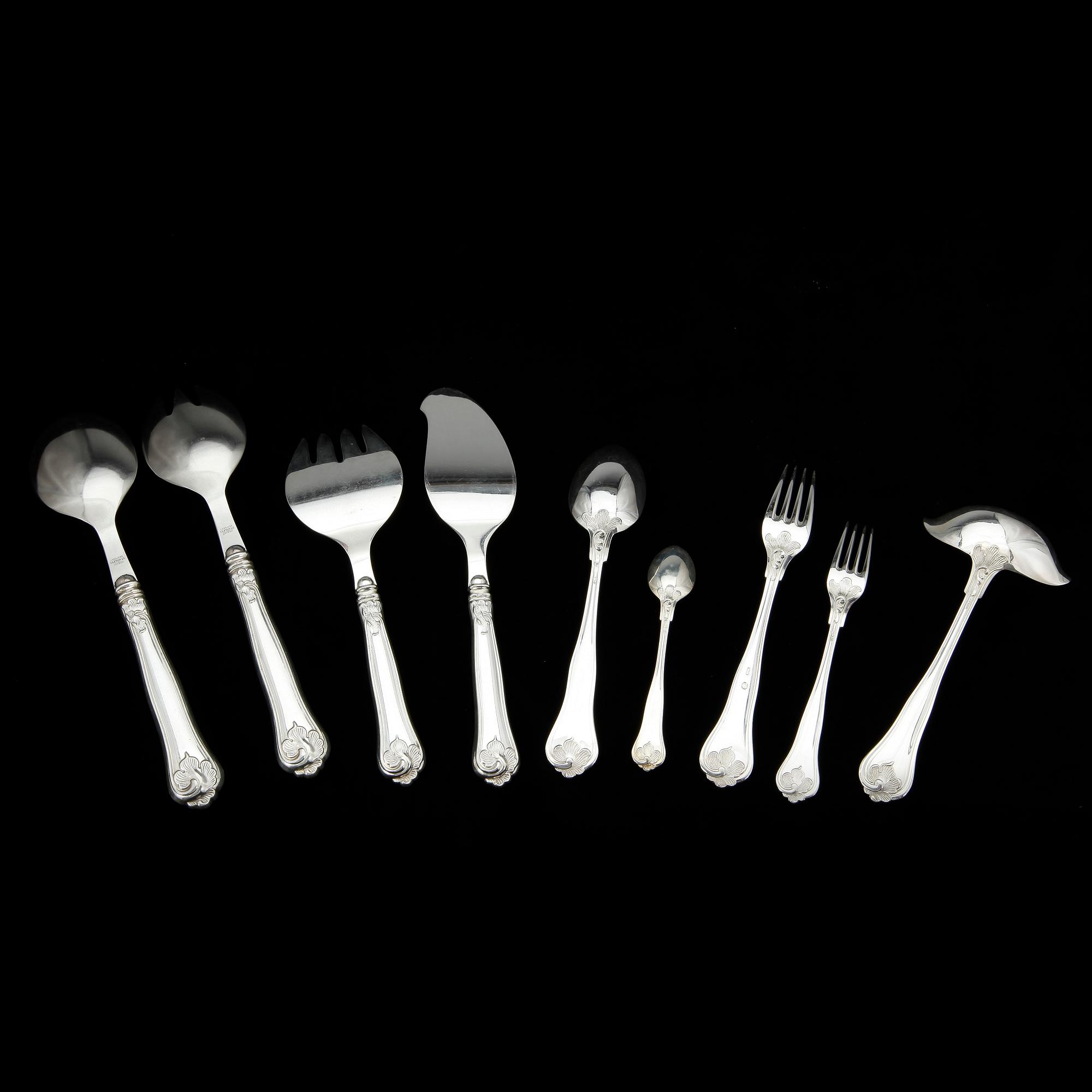 BESTICKSERVIS, silver, "Sachsisk", Cohr, 1900-talets andra hälft. Totalt ca 1170 gram.
