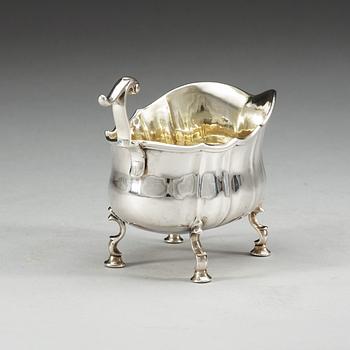 A Swedish 18th century parcel-gilt cream-jug, makers mark of Lars Castman, Vimmerby 1760.