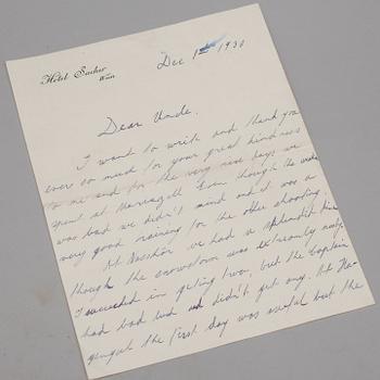 KUNGLIGA BREV, 2 st, Arvprins Gustaf Adolf av Sverige resp Prins Gottfried Hohenlohe-Schillingsfürst. Dec 1930.
