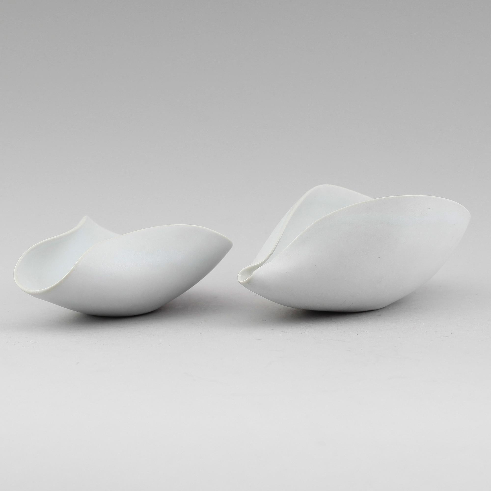 SKÅLAR, 2 st, stengods, "Veckla", Stig Lindberg, Gustavsberg Studio.