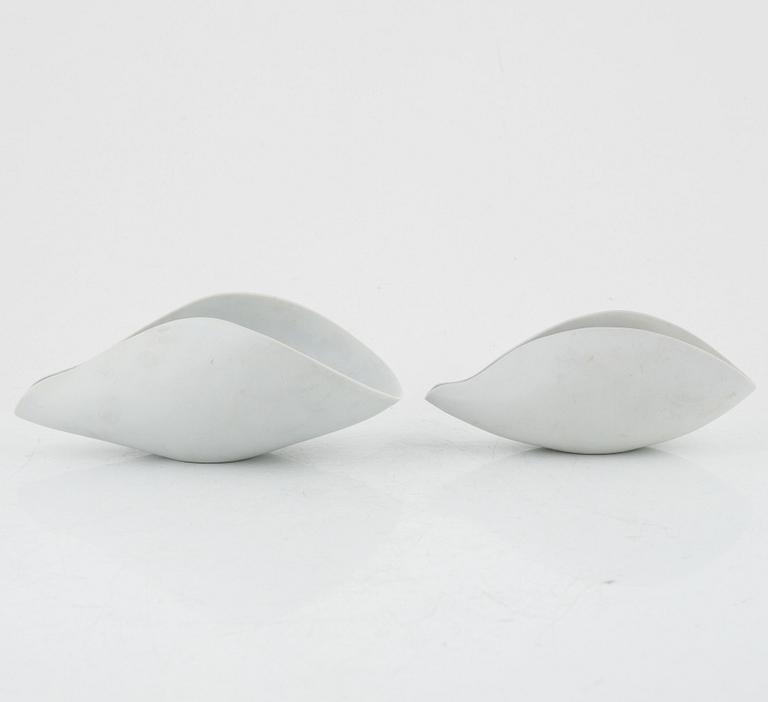 Stig Lindberg, bowls, 2 pcs, "Veckla", Gustavsberg, second half of the 20th century.