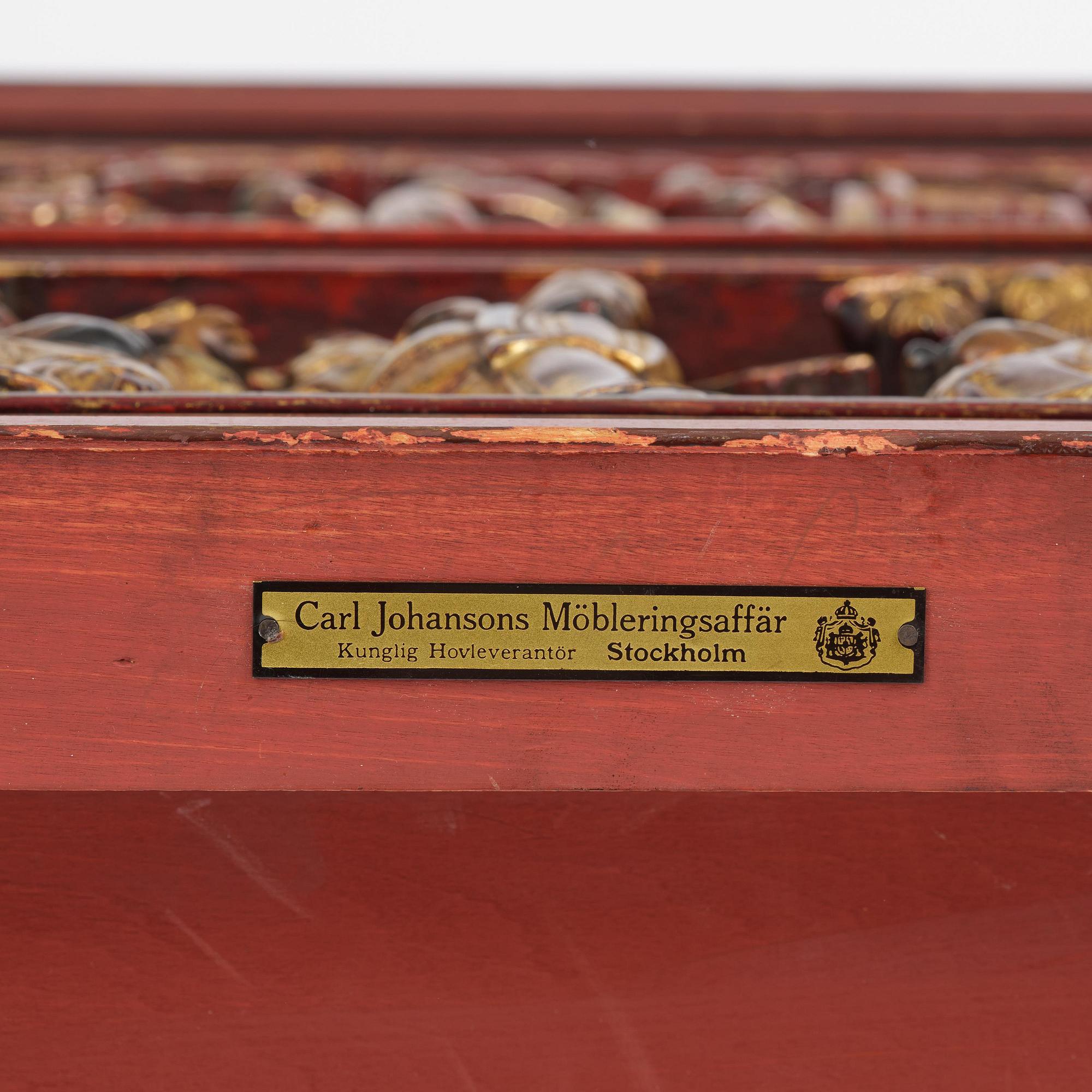 A mirror and chest of drawers from  Carl Johansons Möbleringsaffär, Stockholm, 1920's/30's.
