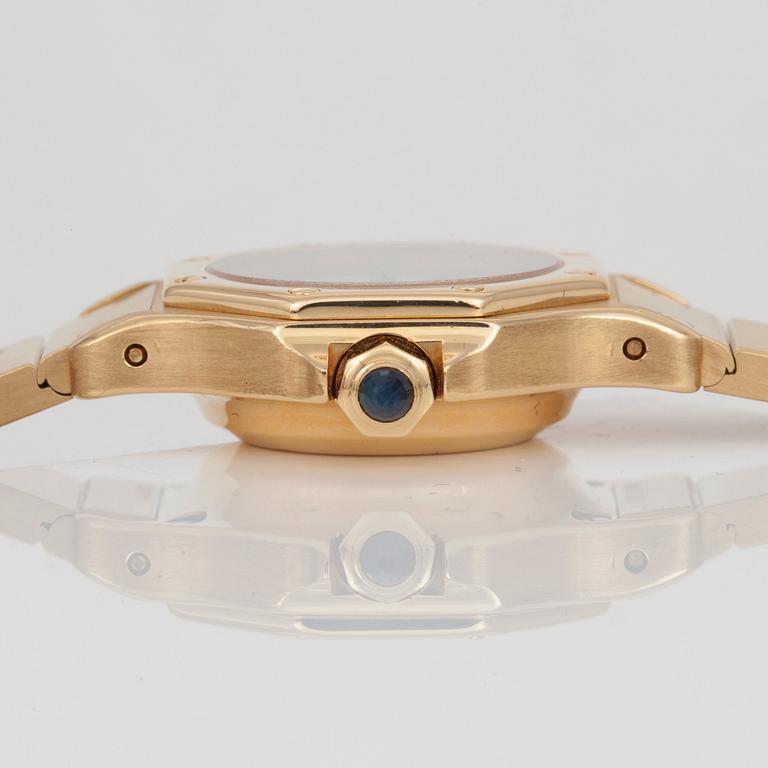 DAMUR, Cartier Santos, boett samt integrerad länk i 18K guld. Automat. Serienummer: 8090604461.