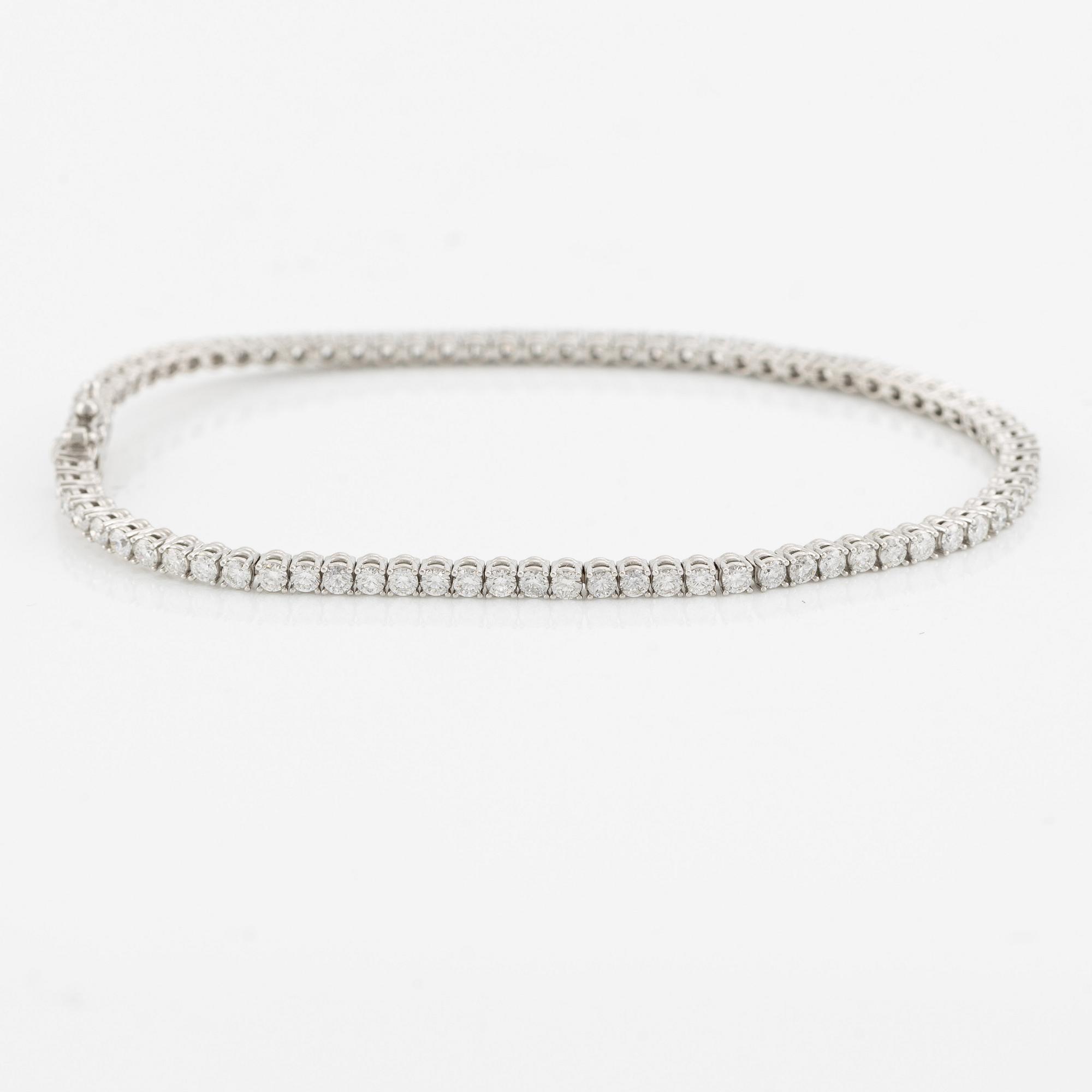 Tennis bracelet, 18K white gold with brilliant-cut diamonds.