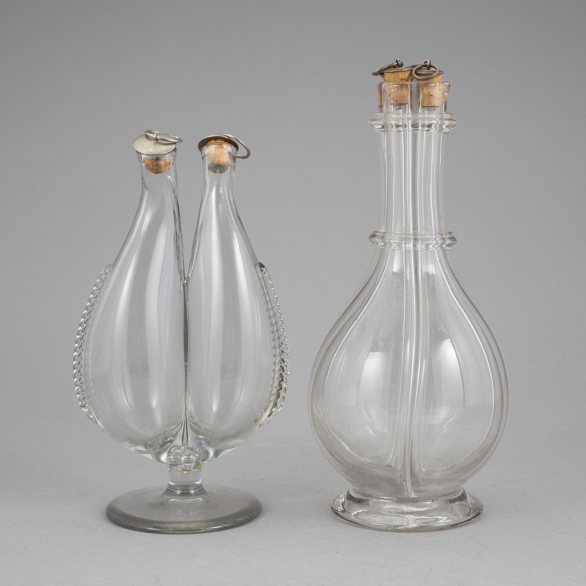 FLASKOR, 2 st, 1900-talets första hälft.