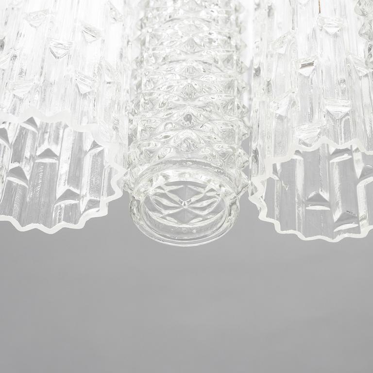 A chandelier, late 20th Century.